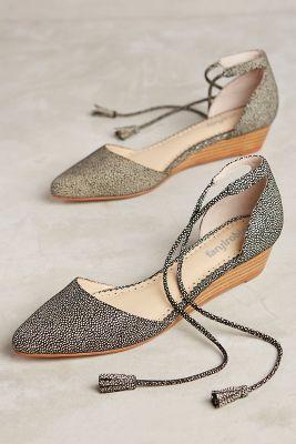 Farylrobin Finn Micro Wedges