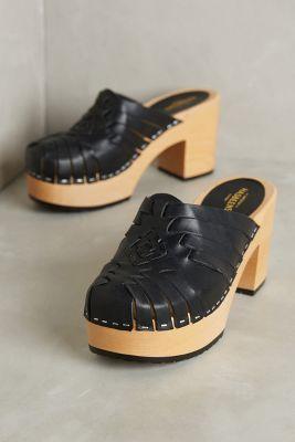 Swedish Hasbeens Huarache Clogs Black