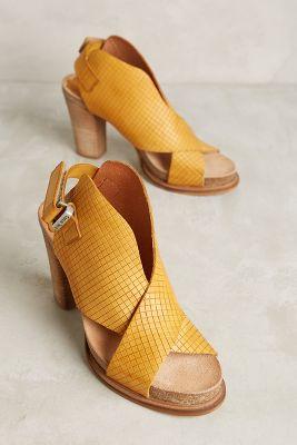 Coqueterra Sanne Heels Corn Embossed Crust