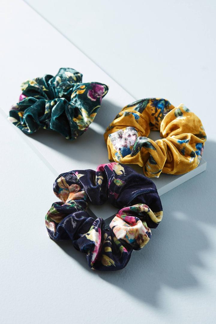 Anthropologie Velvet Floral Pony Holder Set