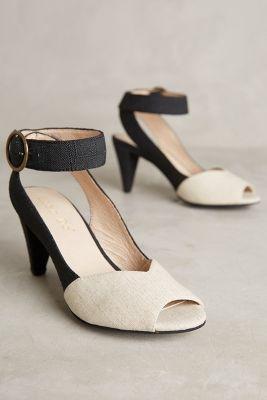 Lien.do By Seychelles Lien. Do By Seychelles Reynosa Heels Neutral