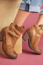 Antelope Gillie Wrap Booties