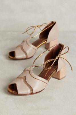 Luiza Perea Ives Heels Nude