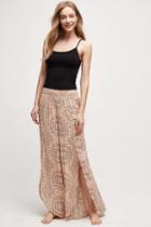 Eloise Pierra Loungers