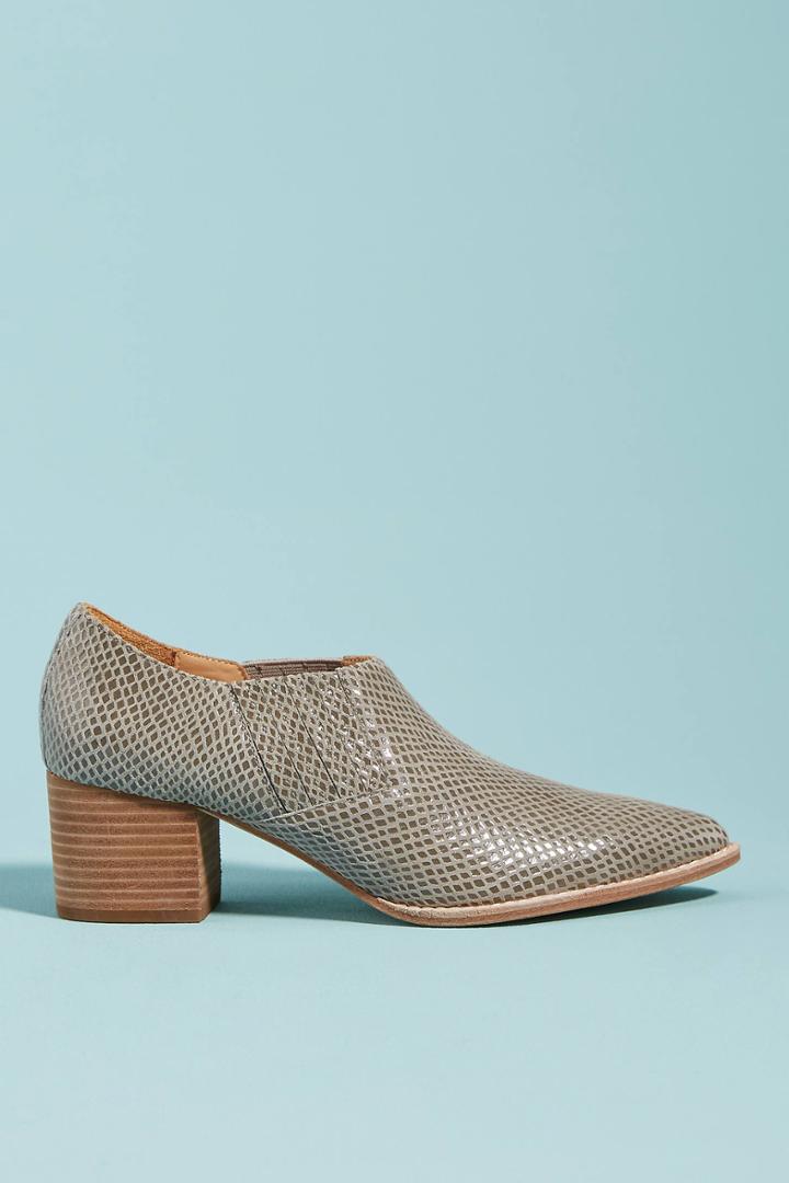 Bill Blass Tina Ankle Booties