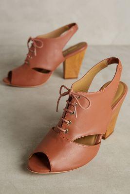 Nina Payne Farrell Slingbacks Honey