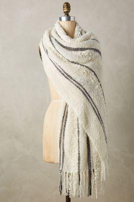 Tejido Edelweiss Fringed Wrap