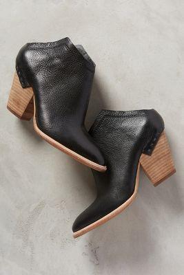 Dolce Vita Haku Booties Black