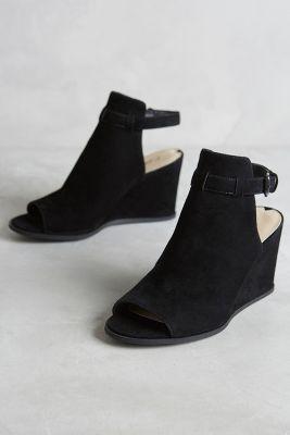 Miss Albright Tamalou Wedges Black