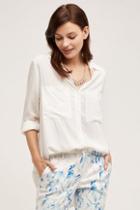 Maeve Nora Buttondown