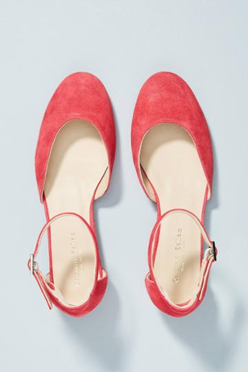Carmen Salas Zoly City Flats