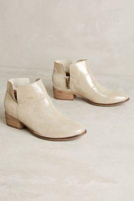 Seychelles Snare Ankle Boots Silver