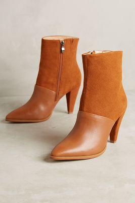 Matiko Sara Booties Brown