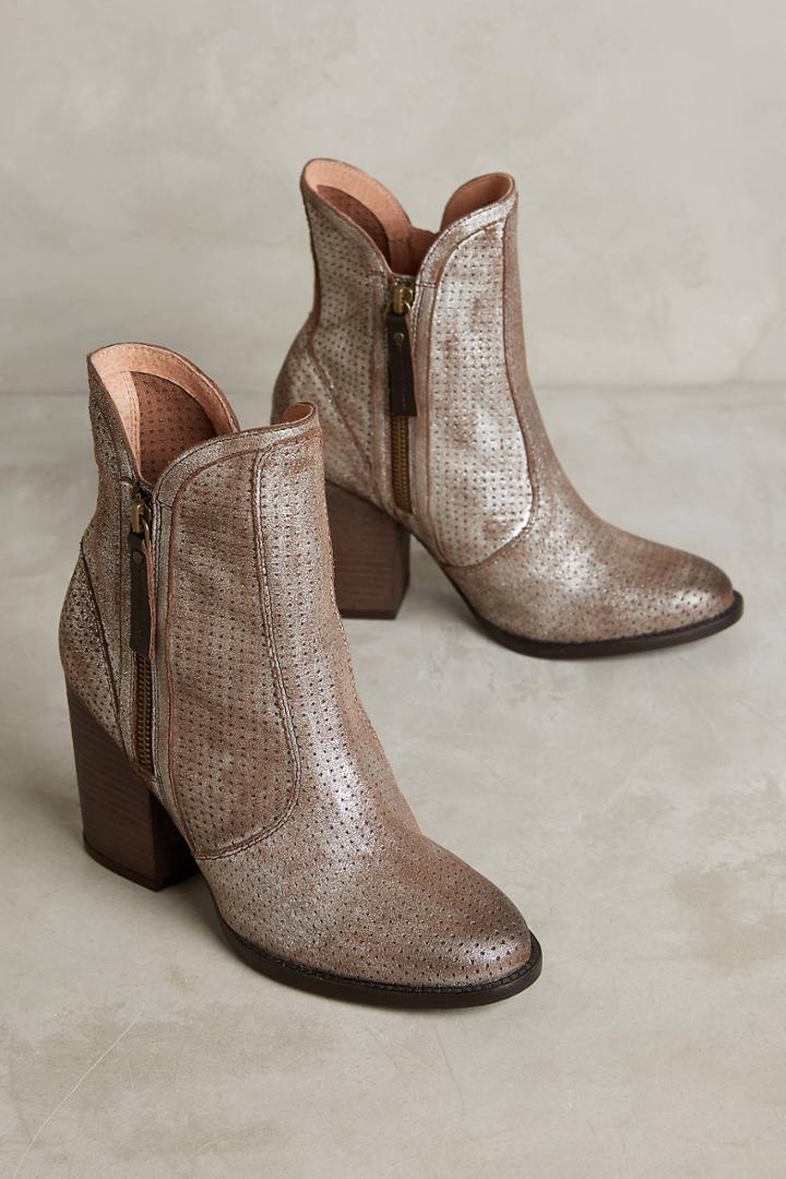 Seychelles Around The World Boots