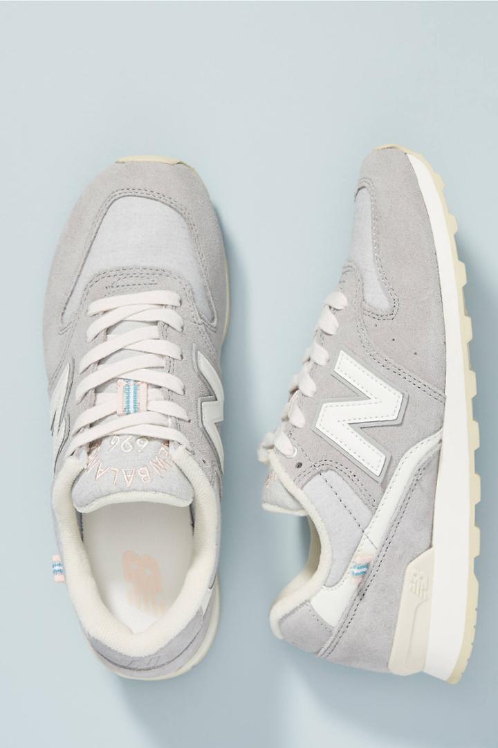 New Balance Grey