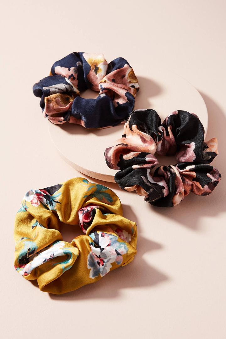 Anthropologie Gardenia Pony Holder Set