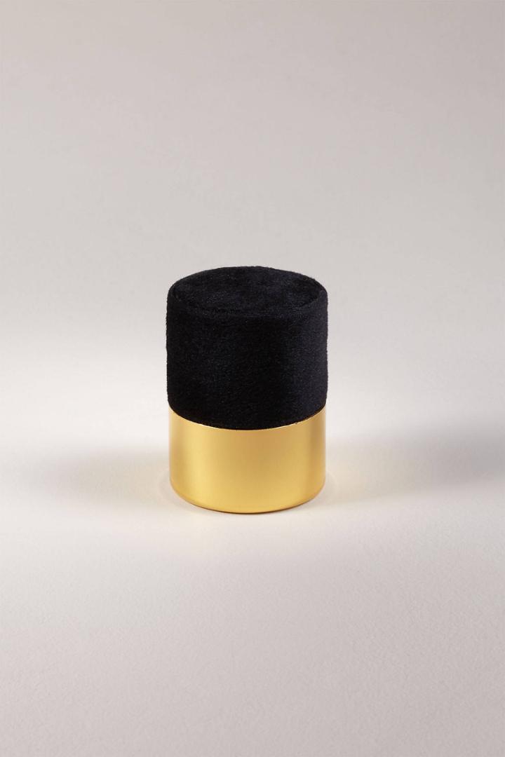 Esselle Velvet Ring Box