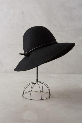 Anthropologie Floppy Thck