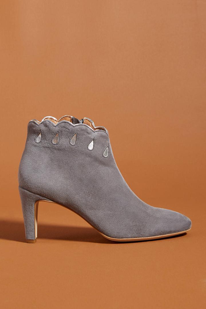 Petite Mendigote Merion Scalloped Booties