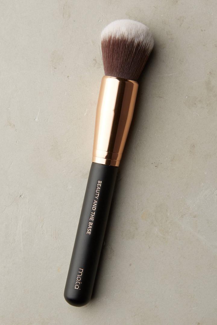 M.o.t.d Beauty And The Base Brush