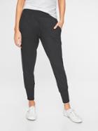 Breathe Jogger