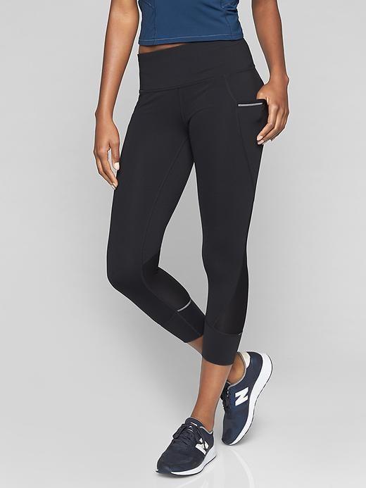 Athleta Womens Relay Capri 2.0 Size L Petite - Black