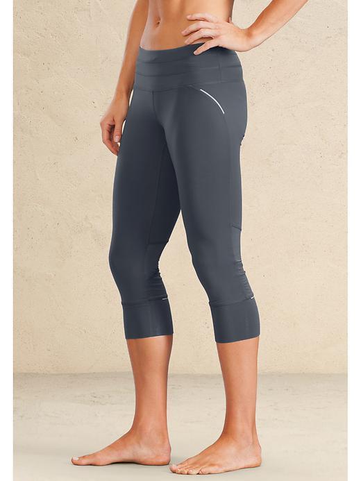 Athleta Womens Relay Capri Size Xxs Petite - Asphalt/hibiscus
