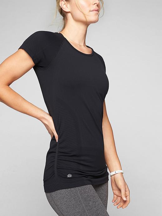 Athleta Womens Speedlight Tee Size L - Black