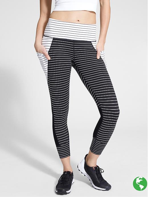 Athleta Womens Stripe Relay Capri 2.0 Size L - Black/white
