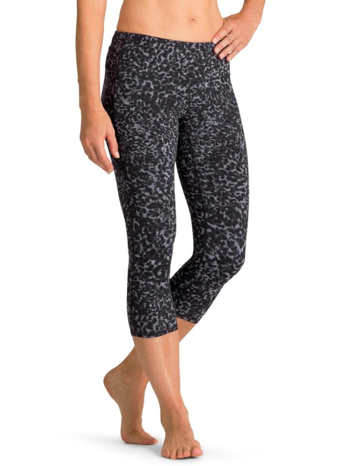 Stardust Chaturanga Capri