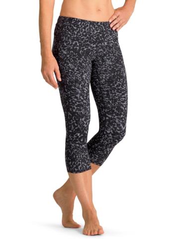 Stardust Chaturanga Capri