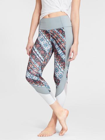 Nomad Salutation Mesh Capri