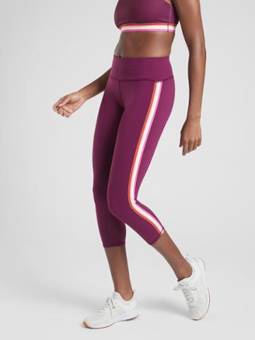 Contender Side Stripe Capri In Powerlift