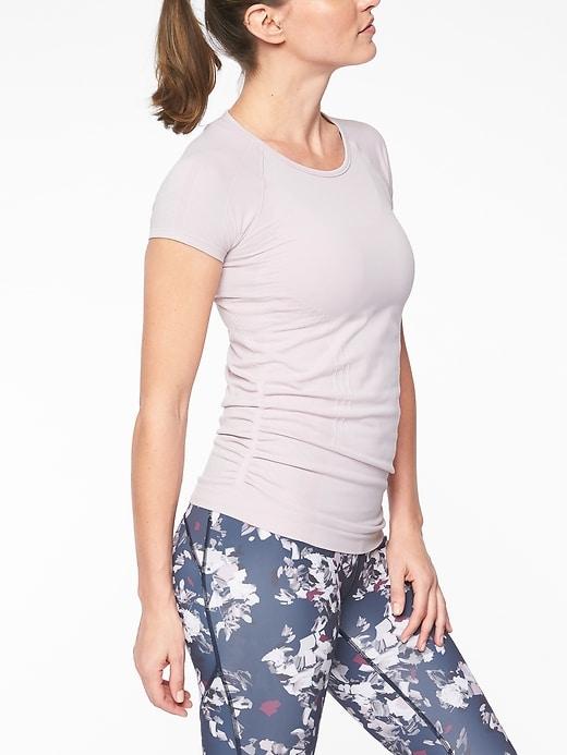 Athleta Womens Speedlight Tee Soft Lilac Size Xs