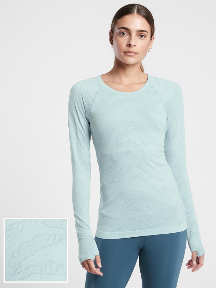 Momentum Wave Print Top