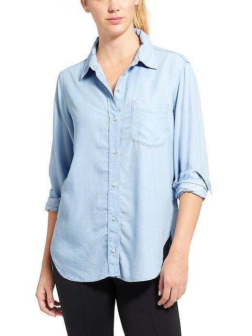 Athleta Womens Bootjack Chambray Shirt Size M Petite - Light Indigo