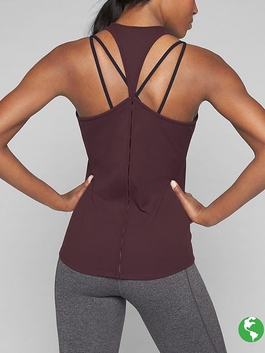 Athleta Womens Inversion Tank 2.0 Size M - Cassis