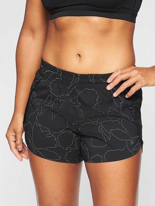 Athleta Womens Racer Run Reflective Short 4.5&#34 Reflective Floral Scribble Black Size Xs
