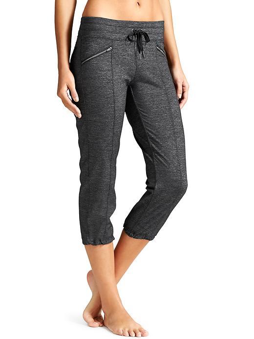 Athleta Womens Quest Metro Slouch Capri Size L Tall - Black