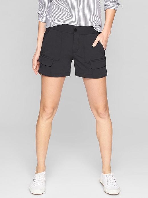 Athleta Womens Trekkie Short 2.0 Black Size 2