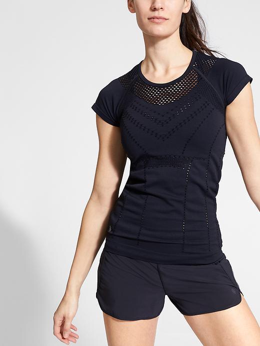 Athleta Womens Diamond Mesh Trophy Tee Size L - Black