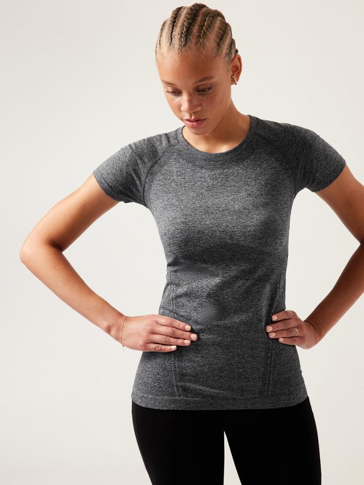 Momentum Seamless Heather Tee