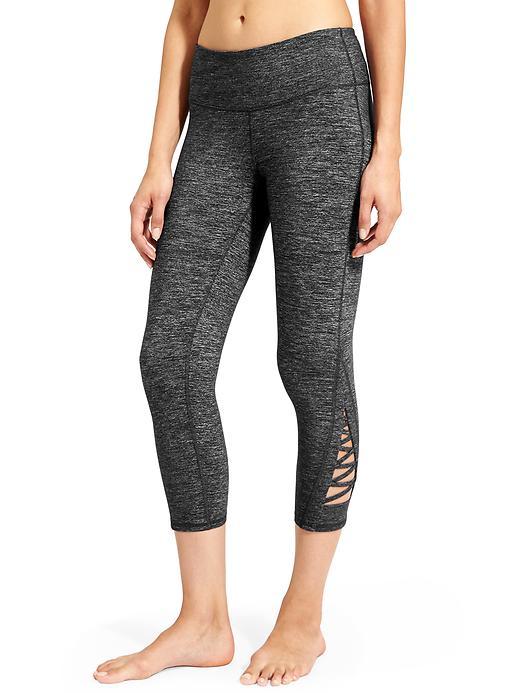 Athleta Womens Quest Criss Cross Chaturanga Capri Size L Tall - Black