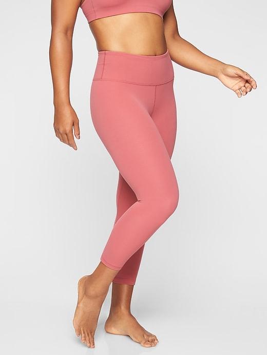 Athleta Womens Elation Capri Dark May Rose Size Xs