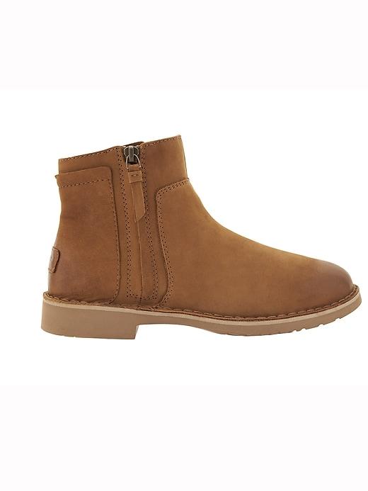 Athleta Womens Rea Boot By Ugg Chestnut Size 10