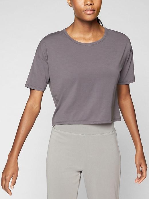 Athleta Womens Studio Crop Tee Silver Bells Size M