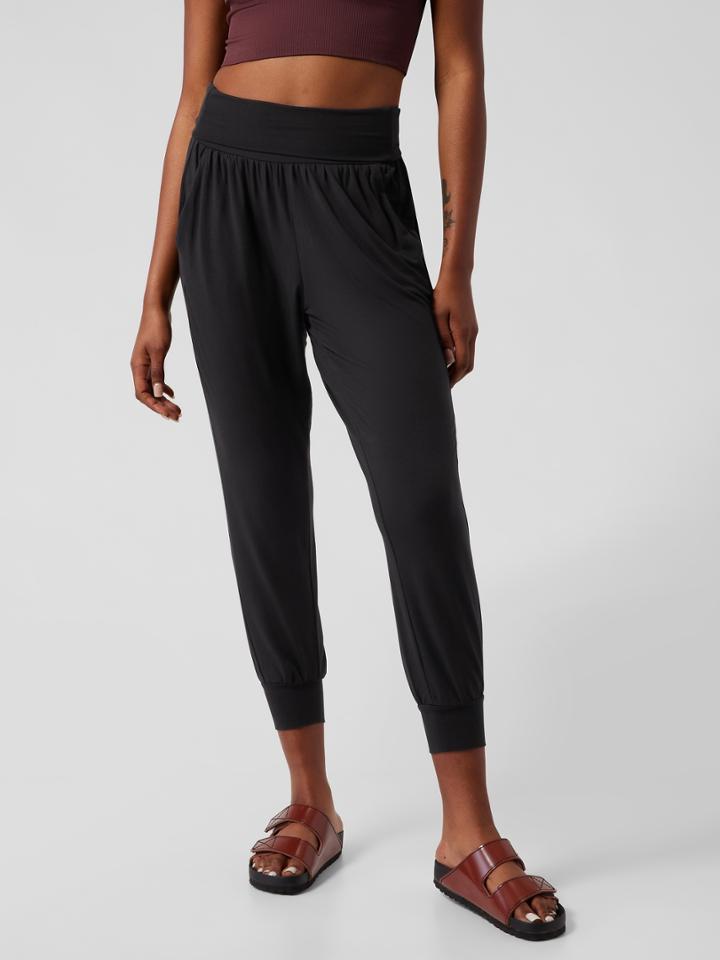 Studio Jogger