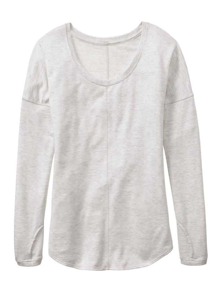 Studio Scoopneck