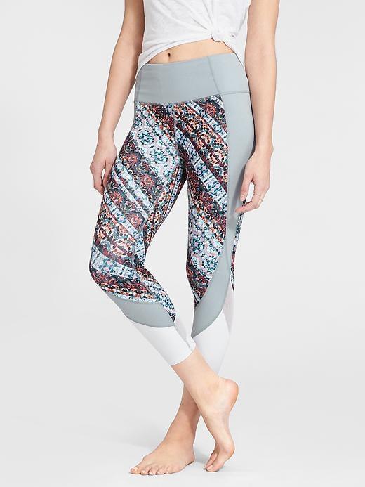 Athleta Womens Nomad Salutation Mesh Capri Grey Heather Size M