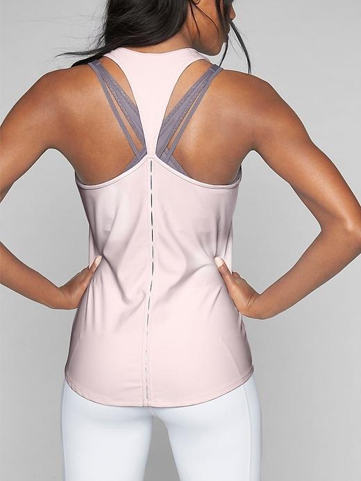 Athleta Womens Inversion Tank 2.0 Soft Lilac Size M